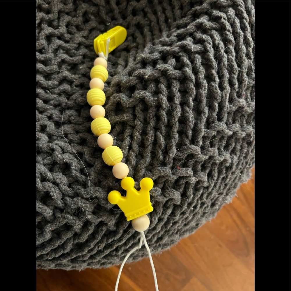 Binky leash